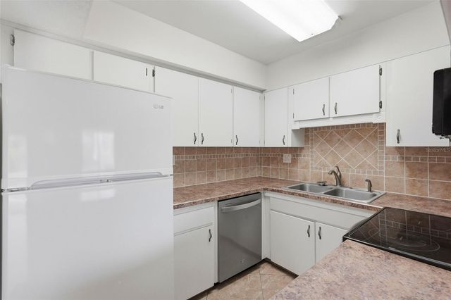 14800 WALSINGHAM ROAD 205, Largo, FL 33774