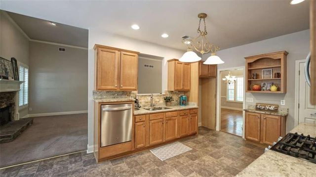 305 BLAKE Drive, Canton, GA 30114