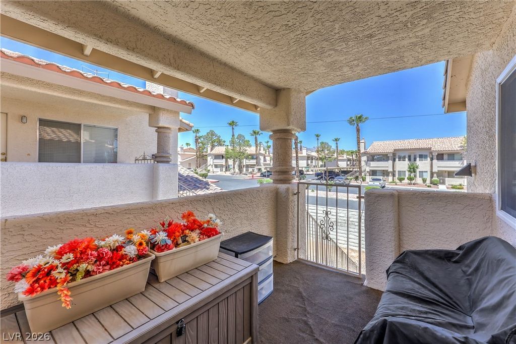 925 Rockview Drive 202, Las Vegas, NV 89128 — photo 3