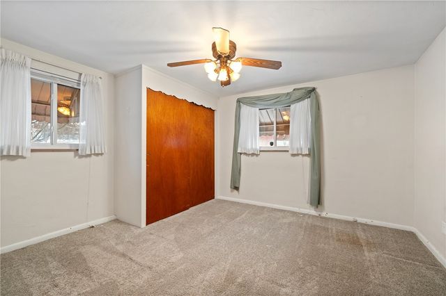 1375 Edgewood Dr, West Homestead, PA 15120