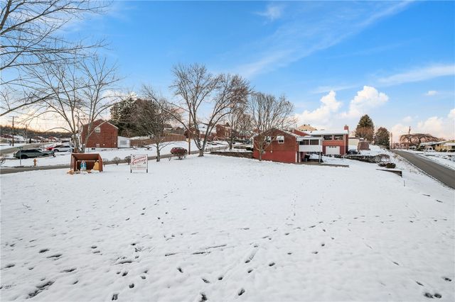 1375 Edgewood Dr, West Homestead, PA 15120