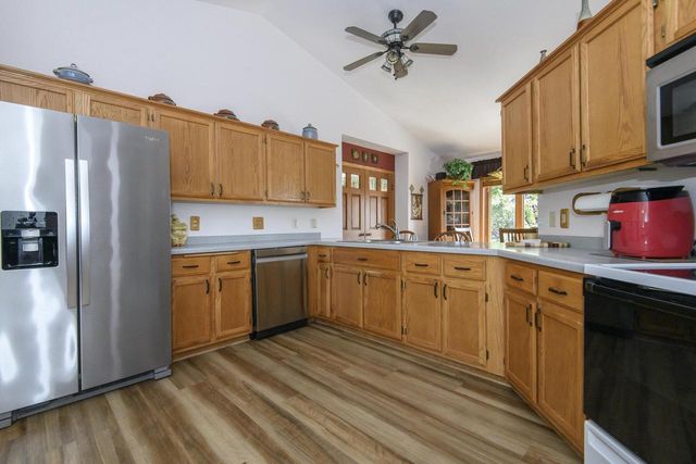 1801 Erin LANE, Waukesha, WI 53188