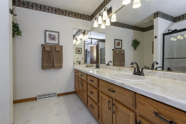 1801 Erin LANE, Waukesha, WI 53188