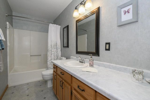 1801 Erin LANE, Waukesha, WI 53188