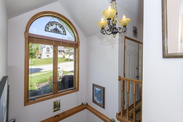 1801 Erin LANE, Waukesha, WI 53188