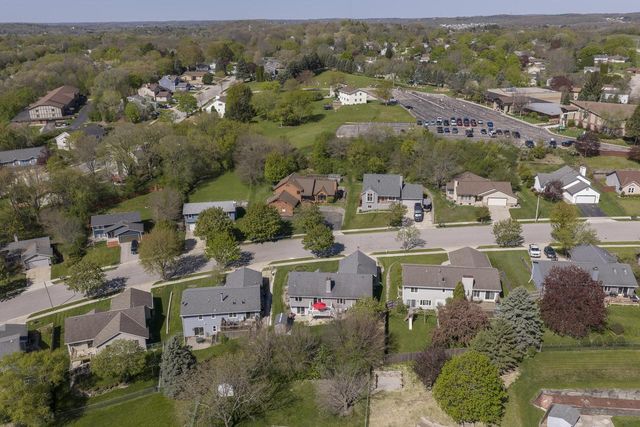 1801 Erin LANE, Waukesha, WI 53188