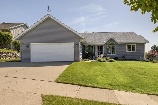 1801 Erin LANE, Waukesha, WI 53188