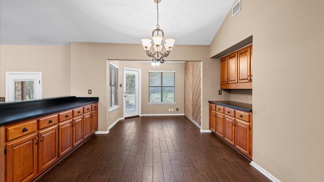 9521 Sumac Circle, Garden Ridge, TX 78266