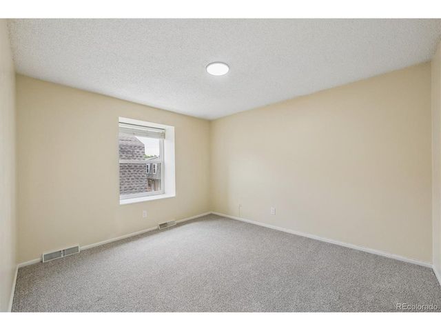 1521 S Owens St 15, Denver, CO 80232