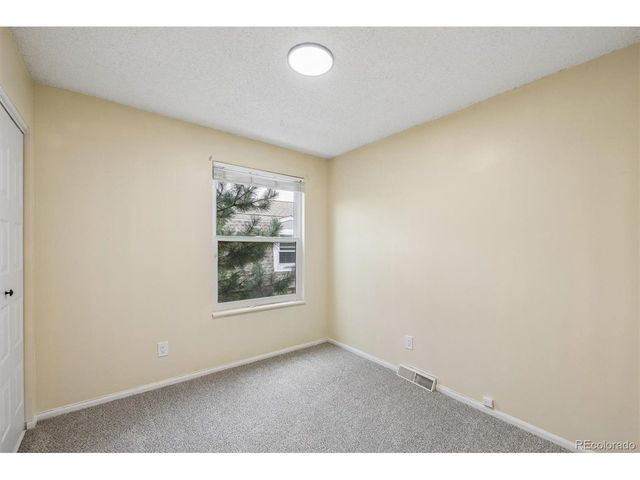 1521 S Owens St 15, Denver, CO 80232