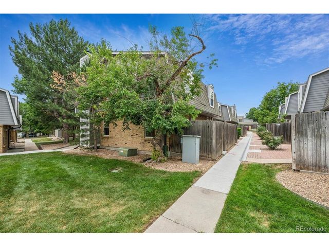 1521 S Owens St 15, Denver, CO 80232