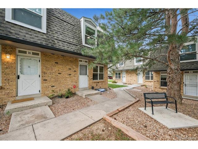 1521 S Owens St 15, Denver, CO 80232