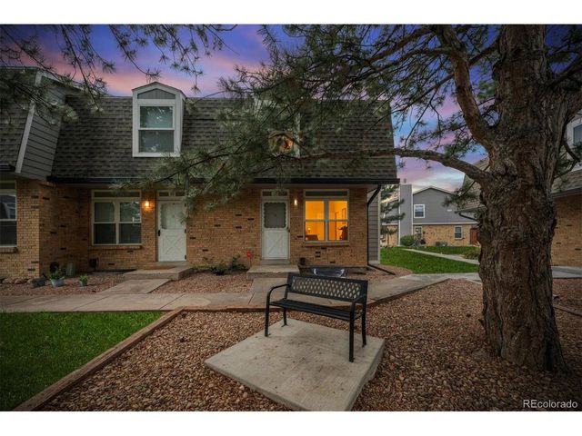 1521 S Owens St 15, Denver, CO 80232