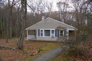 139 Grove St, Westwood, MA 02090