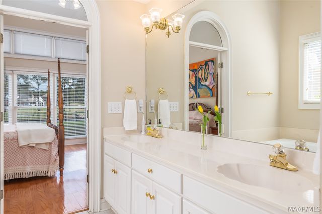 9668 Bent Brook Drive, Montgomery, AL 36117