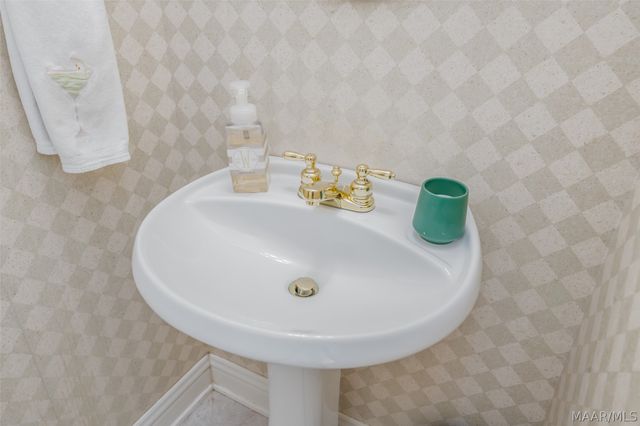 9668 Bent Brook Drive, Montgomery, AL 36117