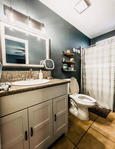 2101 Milford Ln, Modesto, CA 95355