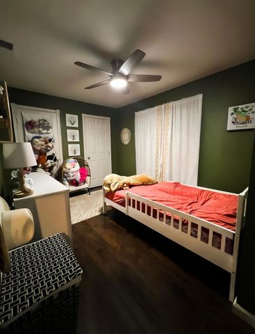 2101 Milford Ln, Modesto, CA 95355