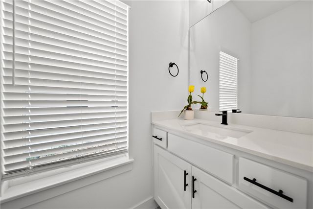 6302 SW Luna Lane, Bentonville, AR 72713