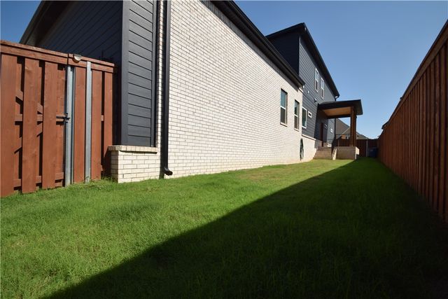 6302 SW Luna Lane, Bentonville, AR 72713