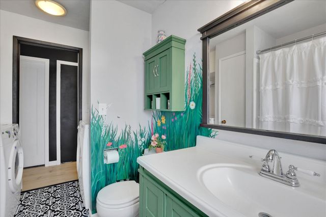 10915 E Fairview Ave, Spokane Valley, WA 99206