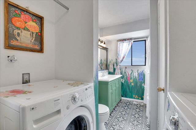 10915 E Fairview Ave, Spokane Valley, WA 99206