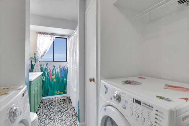 10915 E Fairview Ave, Spokane Valley, WA 99206