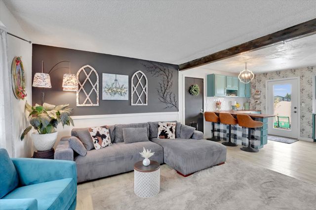 10915 E Fairview Ave, Spokane Valley, WA 99206