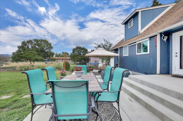 10915 E Fairview Ave, Spokane Valley, WA 99206