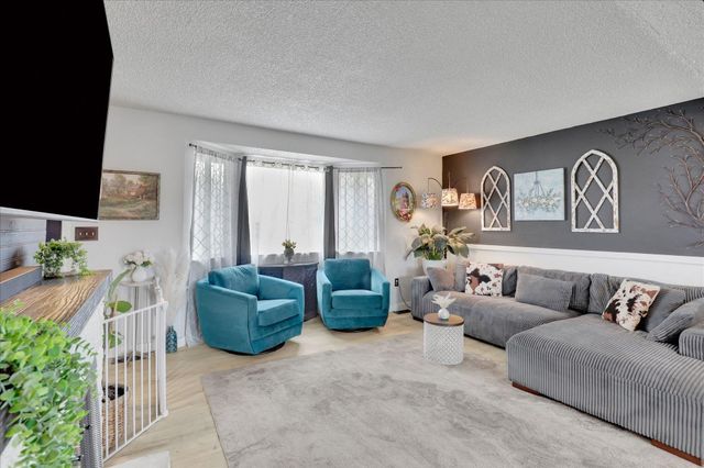 10915 E Fairview Ave, Spokane Valley, WA 99206