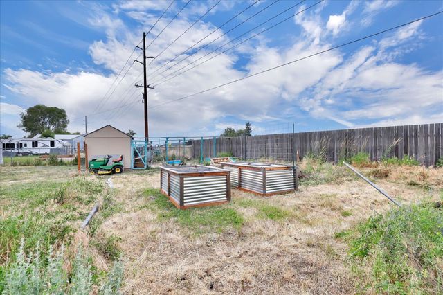 10915 E Fairview Ave, Spokane Valley, WA 99206