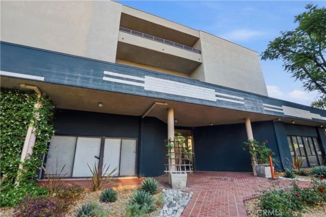 4499 Via Marisol 340, Los Angeles, CA 90042