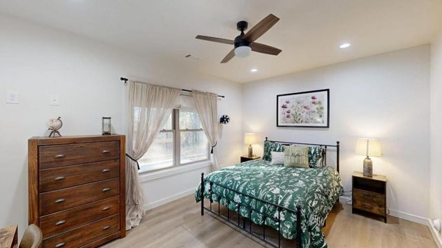 345 Deer Trail, Mineral Bluff, GA 30559