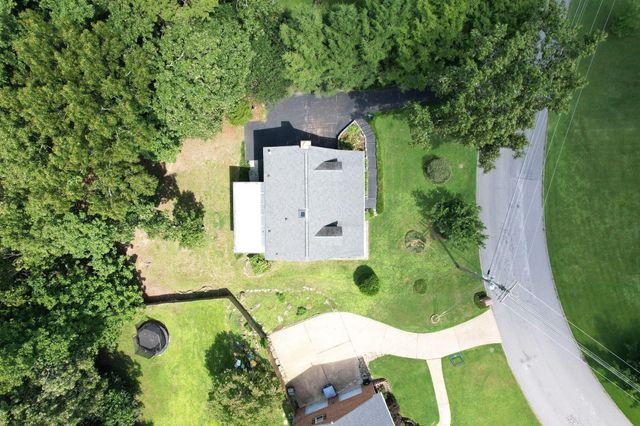 9104 Quail Mountain Drive, Chattanooga, TN 37421