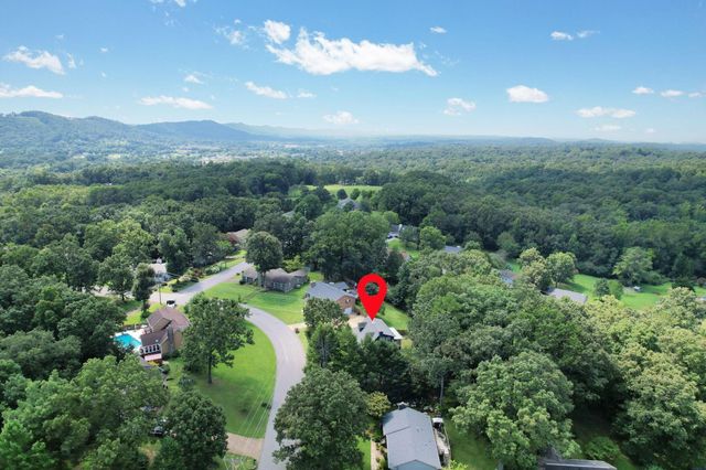 9104 Quail Mountain Drive, Chattanooga, TN 37421