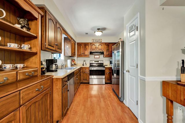 9104 Quail Mountain Drive, Chattanooga, TN 37421
