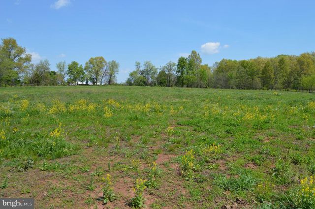 2051 STOVER RD, Taneytown, MD 21787