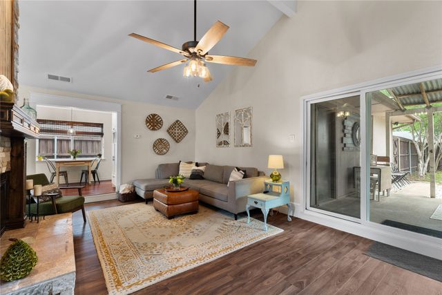 5010 Roundtable Lane, Garland, TX 75044