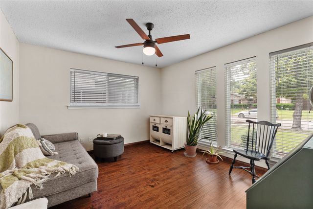 5010 Roundtable Lane, Garland, TX 75044