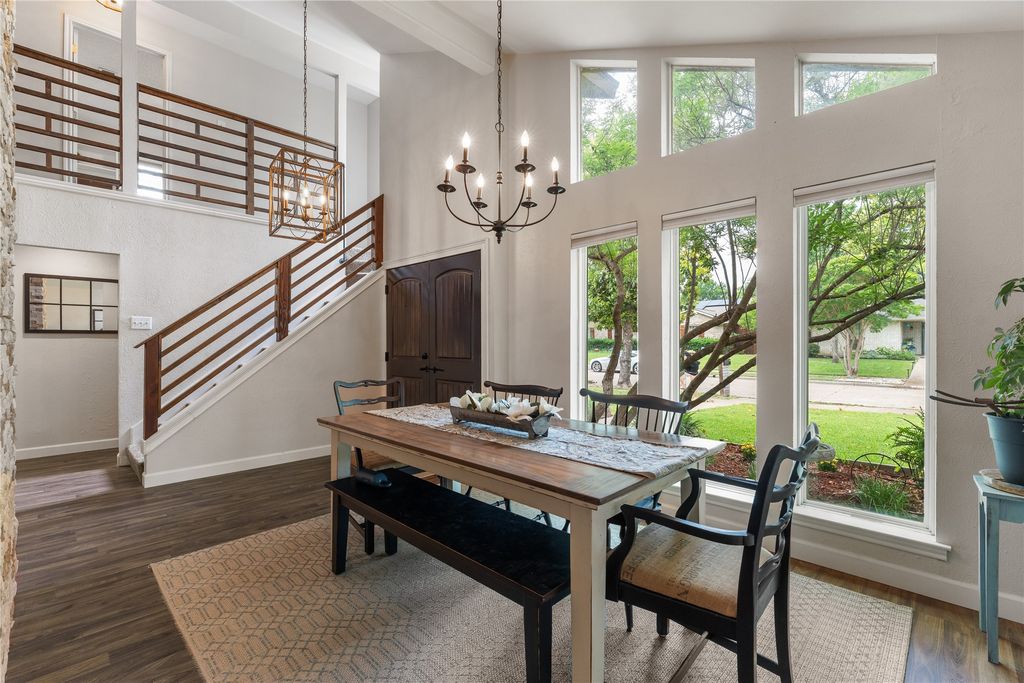 5010 Roundtable Lane, Garland, TX 75044