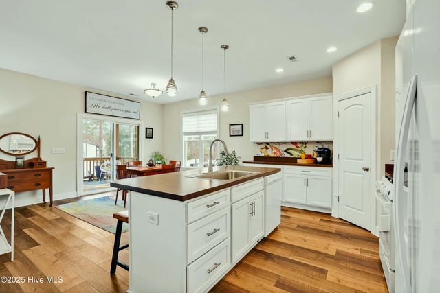 1950 Albemarle Road, Southport, NC 28461