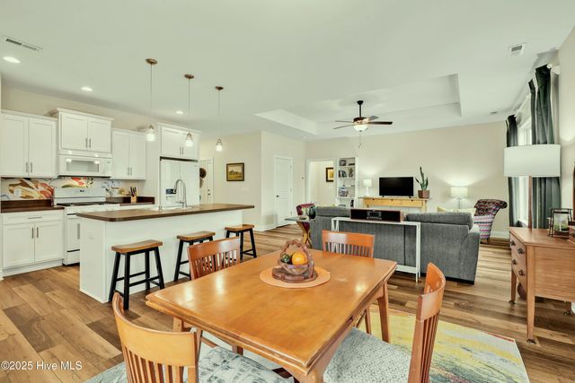 1950 Albemarle Road, Southport, NC 28461