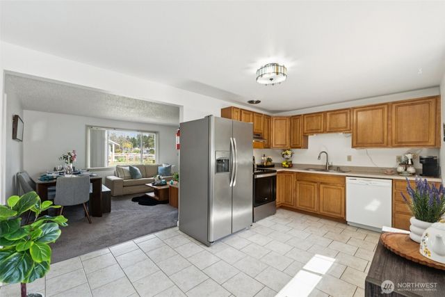 5002 S 66th Street, Tacoma, WA 98409