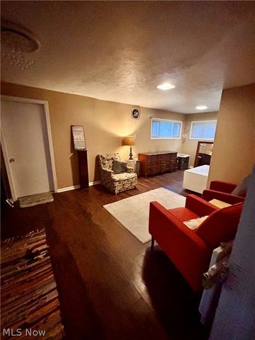 10481 Briar Hill Drive, Kirtland, OH 44094