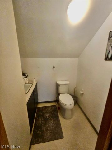 10481 Briar Hill Drive, Kirtland, OH 44094