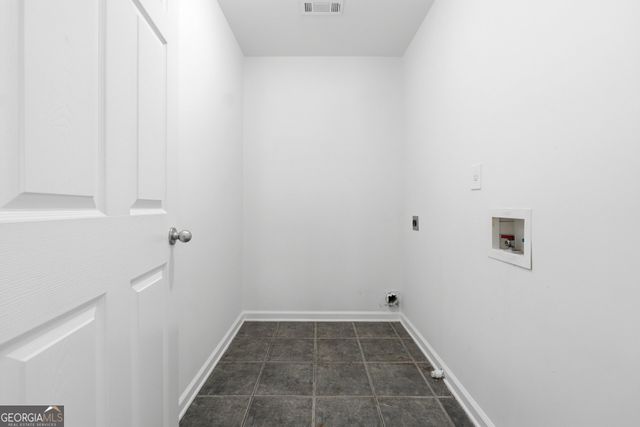 715 Arbor Cove, Loganville, GA 30052