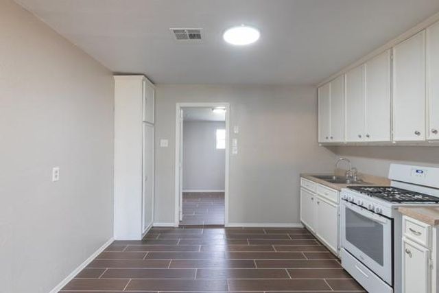 3322 Mccrarey Drive, Houston, TX 77088