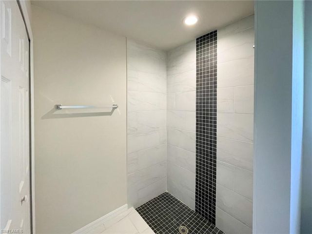 507 NE 7th AVE, Cape Coral, FL 33909