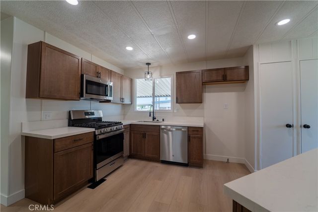 16447 Wimbleton Court, Victorville, CA 92395
