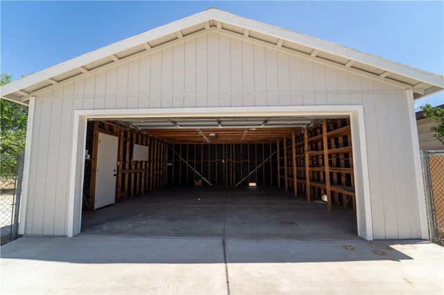 16447 Wimbleton Court, Victorville, CA 92395